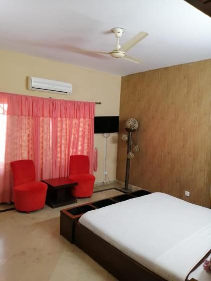 Family Home Guest House Islamabad - image 25