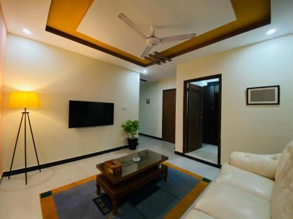 OWN IT - 2 bedroom apartment ORANGE - image 2