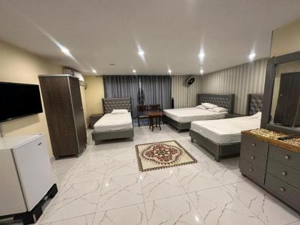 Bed & Break Fast - image 3