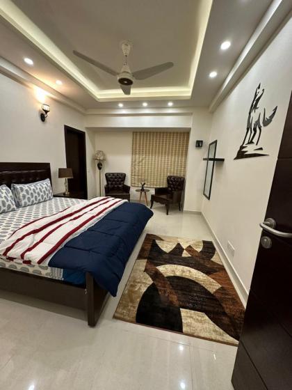 2 Bedrooms Apartment in Elysium Mall Islamabad - image 12