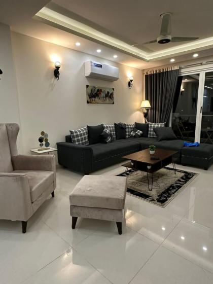 2 Bedrooms Apartment in Elysium Mall Islamabad - image 4