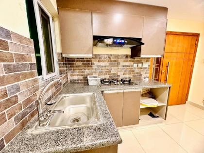 Luxe- Apartments - image 10