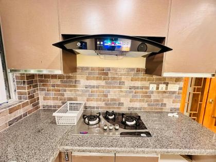 Luxe- Apartments - image 7