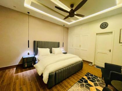 Loft bnb f-10 Islamabad - image 11