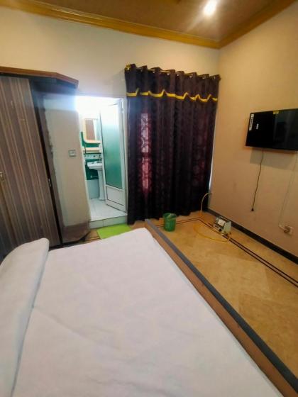 Peridot Residency - image 13