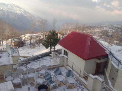 Haven Lodge Bhurban Cheerful Holiday Home in Hill Station - image 2