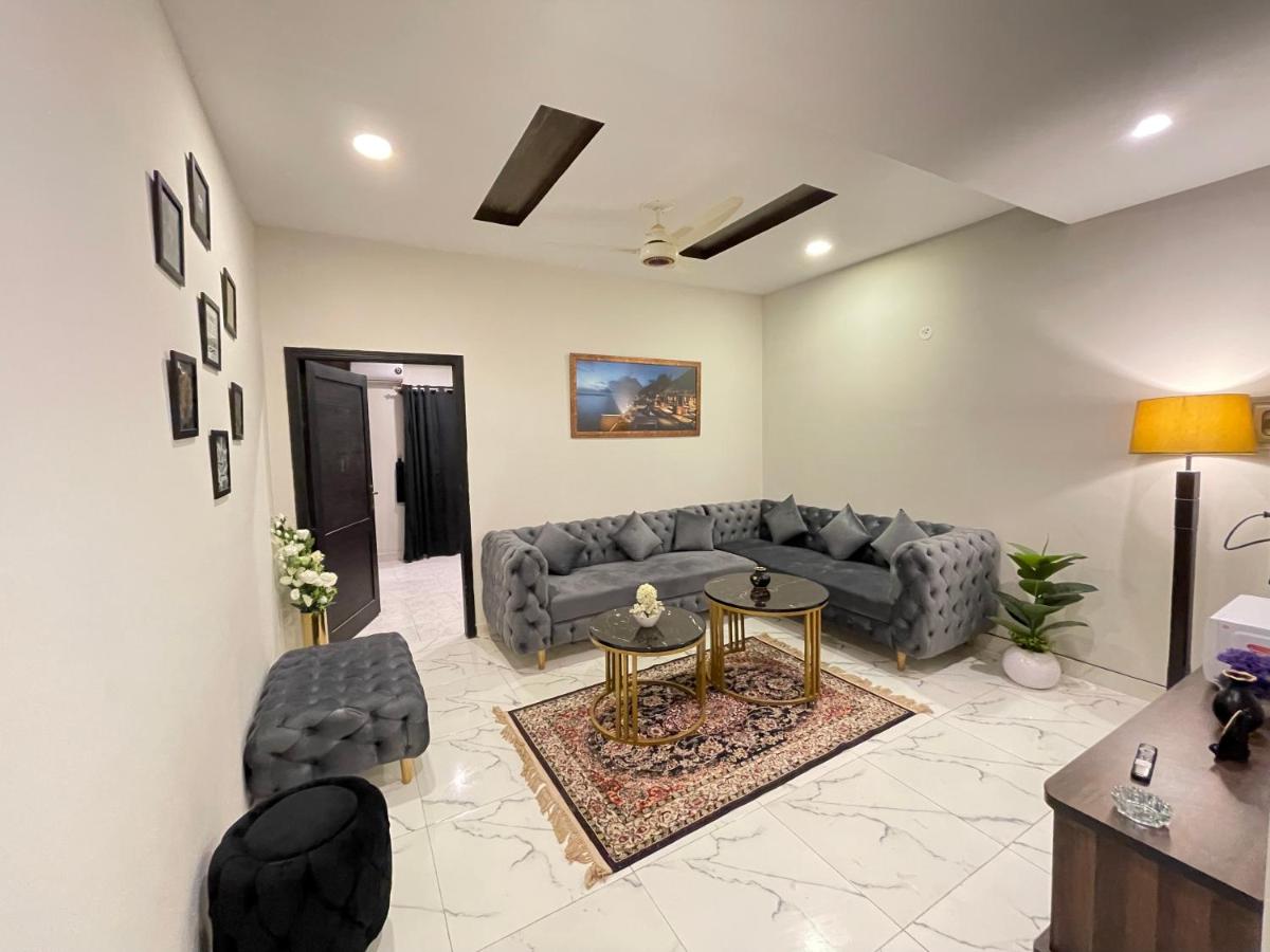 Luxurious & Family Friendly 1BHK - main image