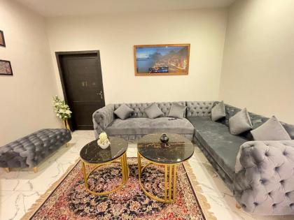 Luxurious & Family Friendly 1BHK - image 10