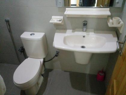 Home Feel Guest House - image 10