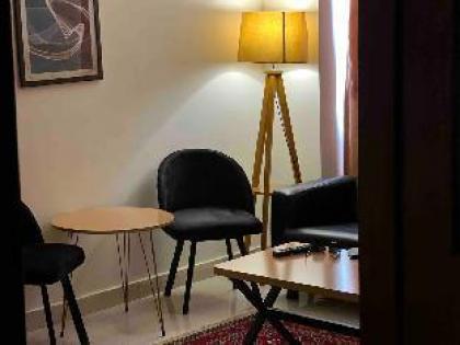 Ikea Two Bed Room E11 Luxury Central ISLBD Aprtmnt - image 3