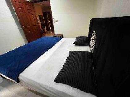 Ikea Two Bed Room E11 Luxury Central ISLBD Aprtmnt - image 7