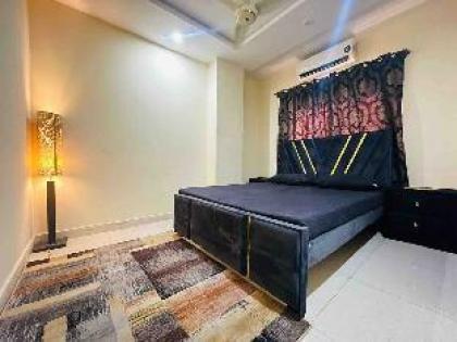 Entire Two Bed Average Apartment E-11 Markaz - image 6