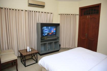 Orbit Executive - image 7