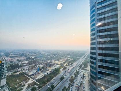Centaurus Apartments By The Prsm - image 16