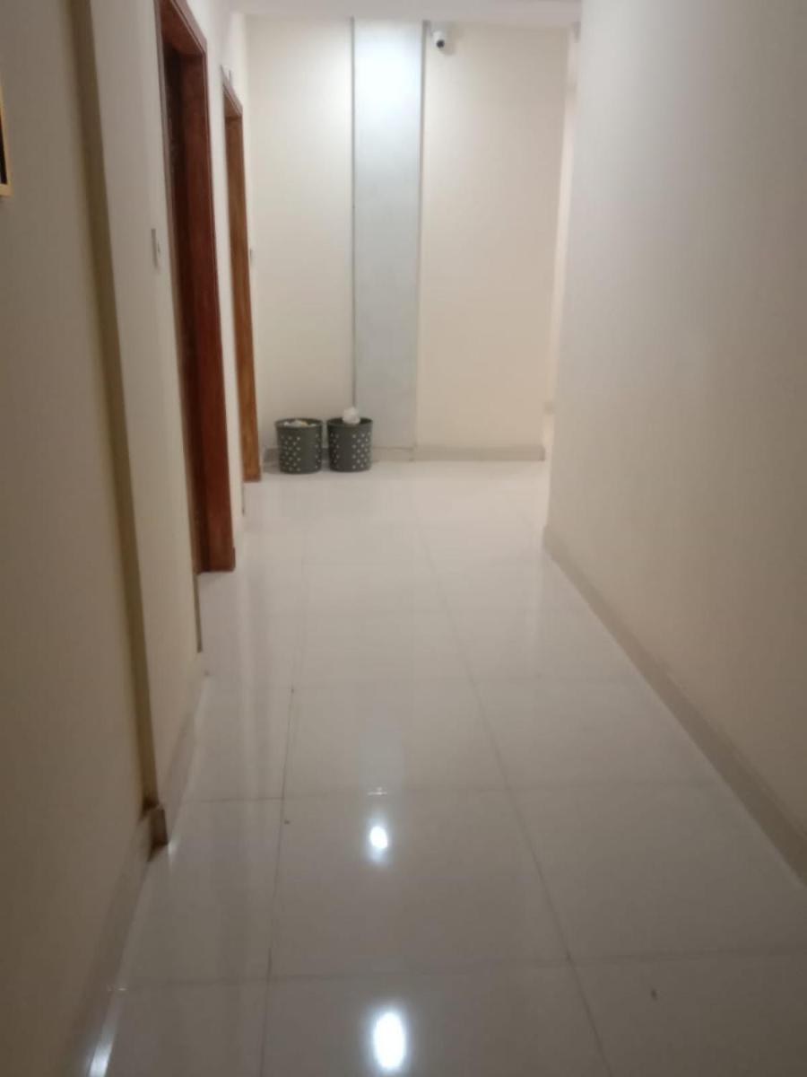 Mehran Apartments - image 3