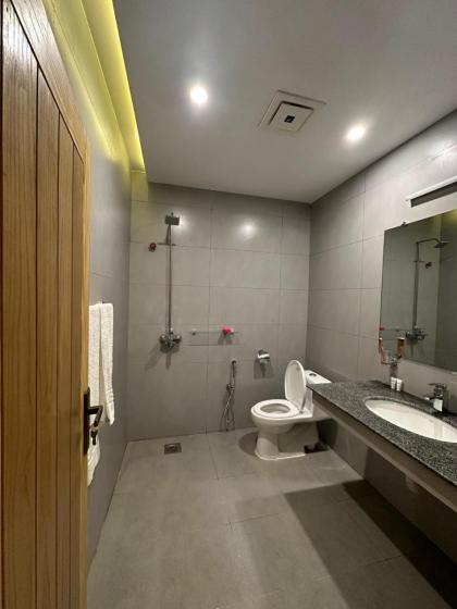 The Garden Hotel - image 10
