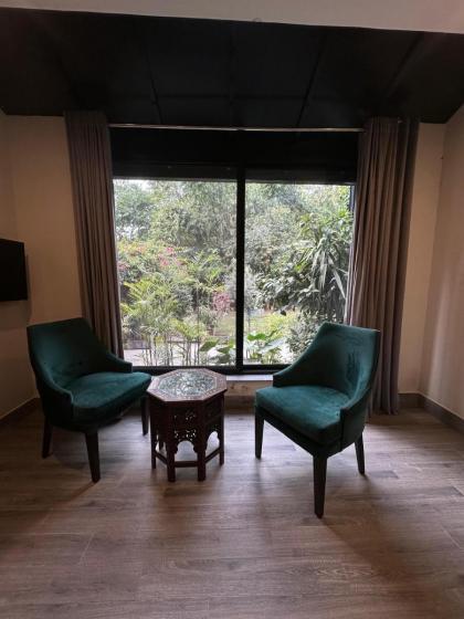 The Garden Hotel - image 9