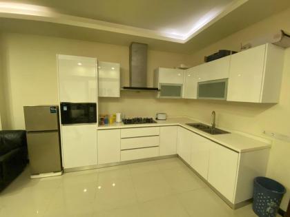 1 bed apartment infront of Centaurus - image 7