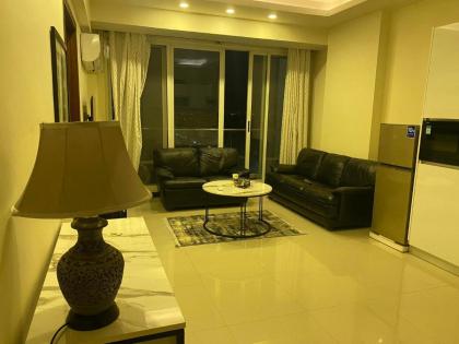 1 bed apartment infront of Centaurus - image 4