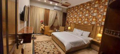 Madcrew Lodge