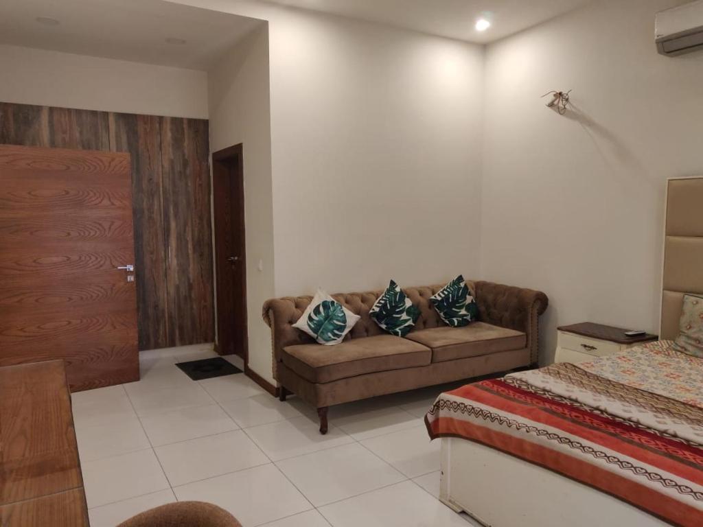 Comfy Inn Guest House  - image 5