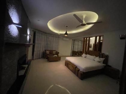 Ellipse Islamabad - image 9