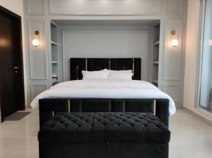 Elysium Luxury Apartments - image 15