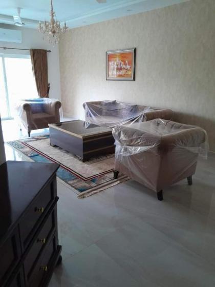 Elysium Luxury Apartments - image 3