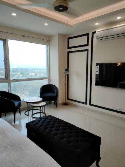 Elysium Luxury Apartments - image 6
