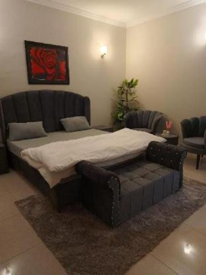 Margalla Hills View: Your Home away from Home. Islamabad 