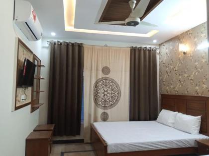 Tabi's Inn