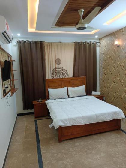 Tabi's Inn - image 10
