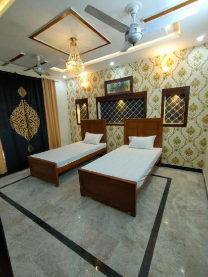 Tabi's Inn - image 5
