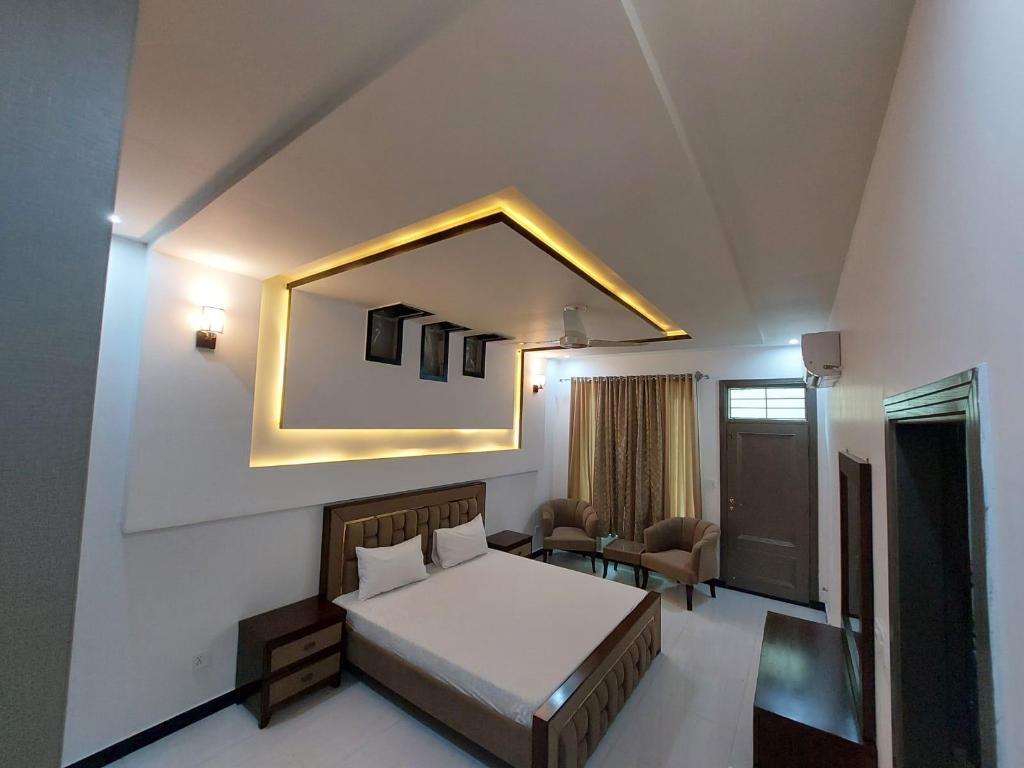 Tabi's Inn - image 7