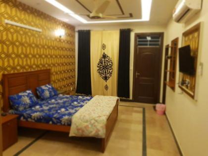 Tabi's Inn - image 9