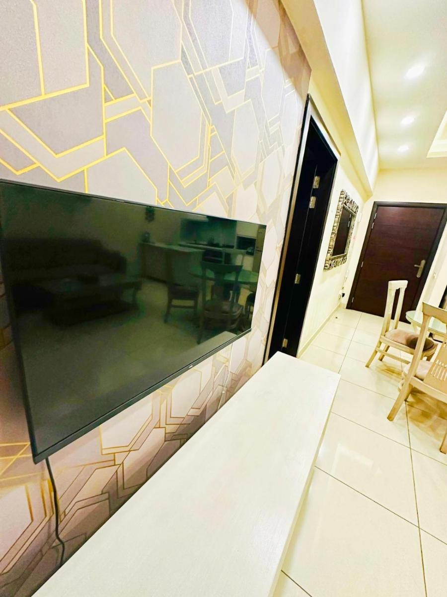 Urban Oasis Retreat! 1 Bed Apartment - image 3