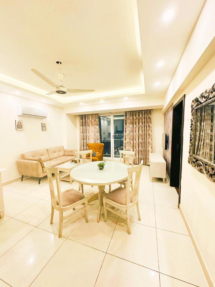 Urban Oasis Retreat! 1 Bed Apartment - image 4